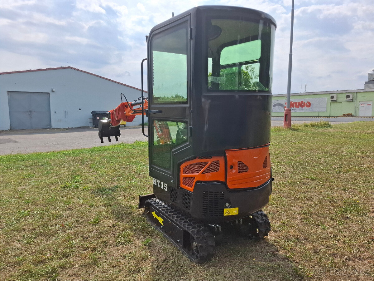 Kubota Japan motor bagr HT1500 - 6