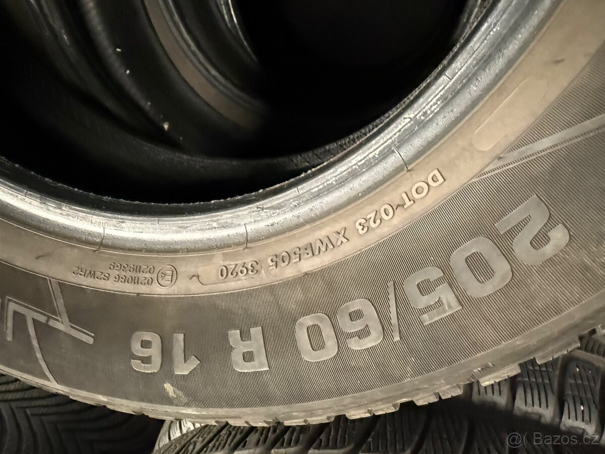 prodám zimní 205/60/16 Vredestein - 6