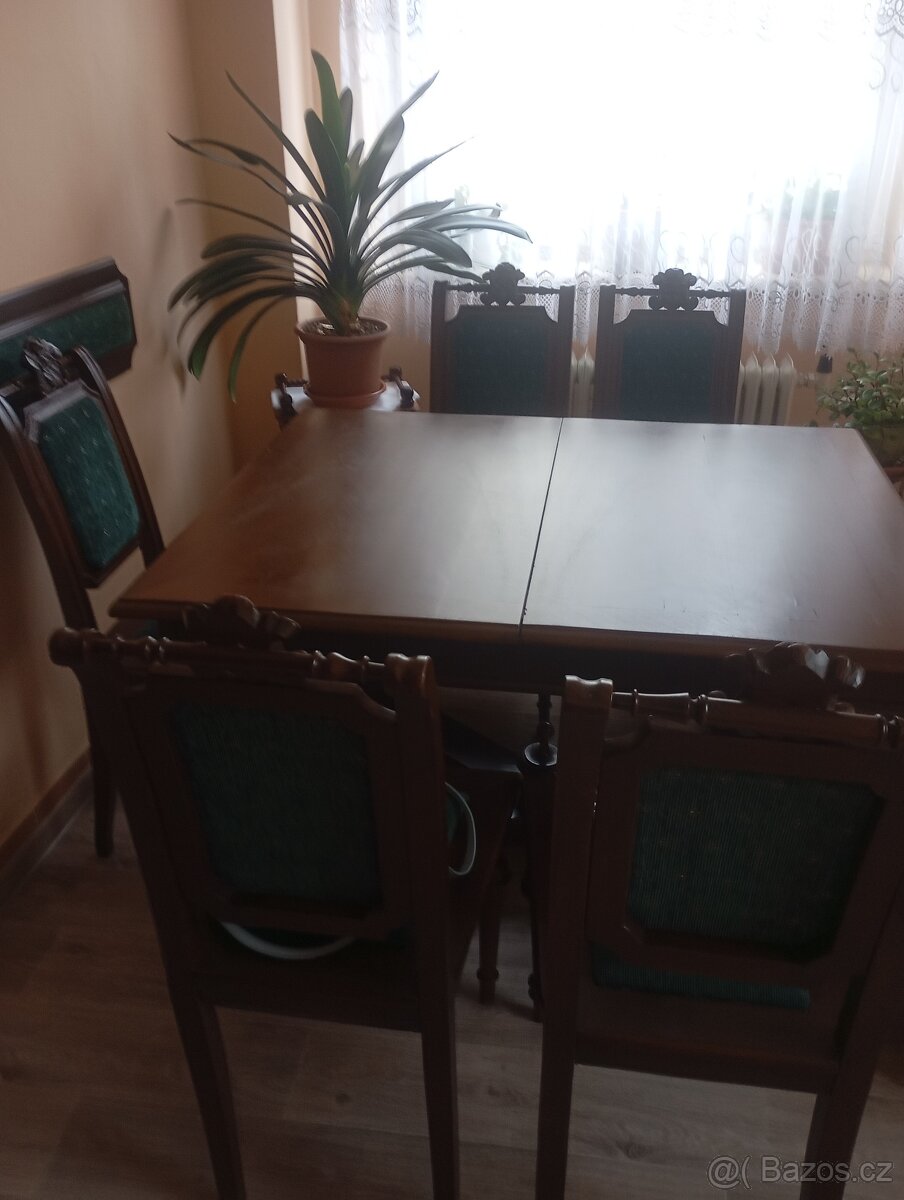 Starožitný nábytek - 6