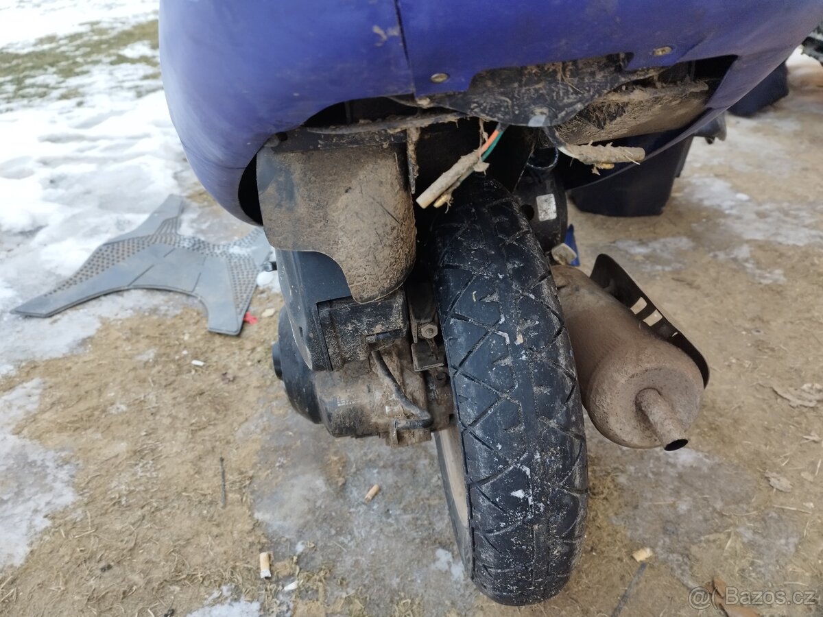 Skútry 50 a 125 - 6