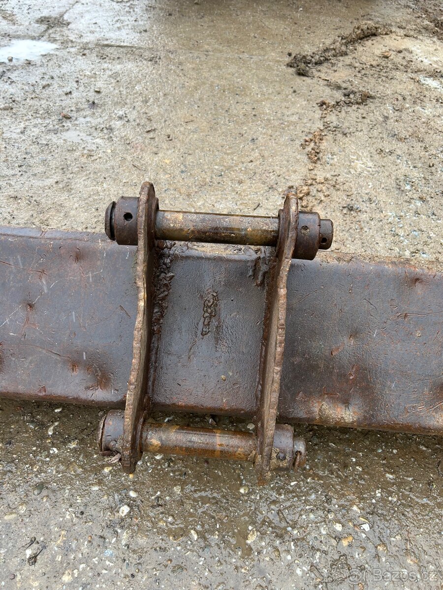 Svahovací lopata - JCB - 6