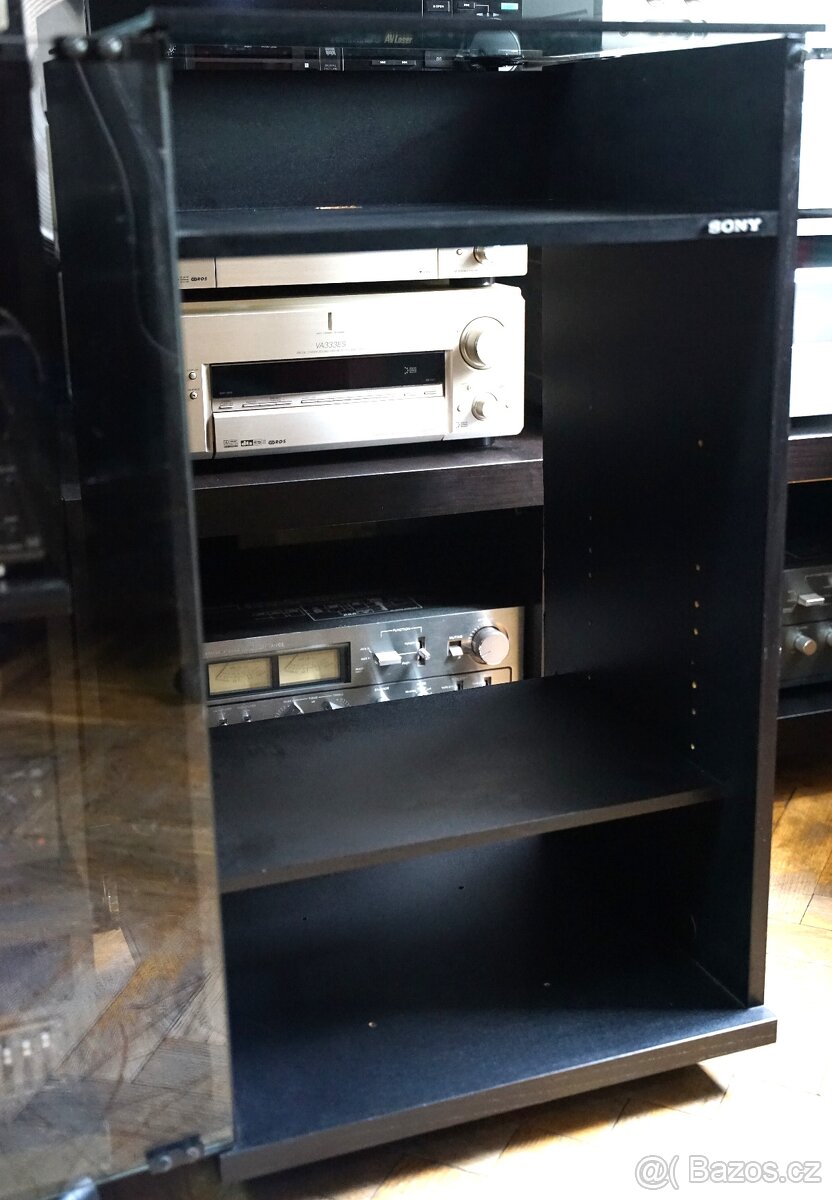 SONY ORIGINÁLNI RACK - 6
