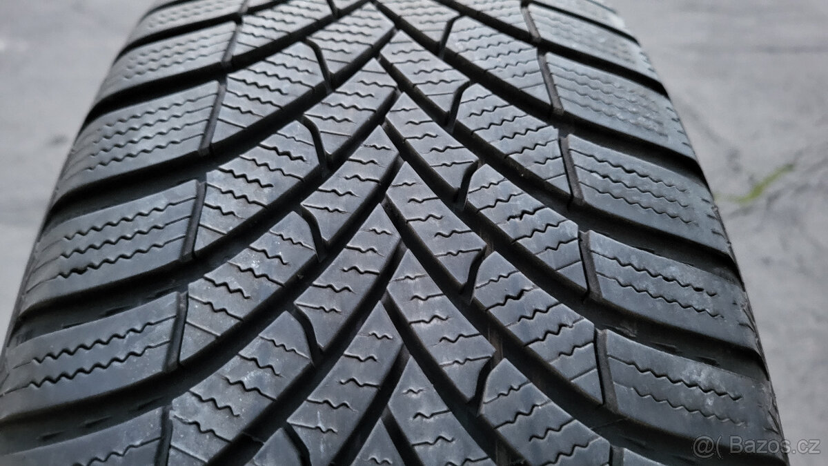 Zánovní zimní kola 16" 5x112 Passat B8, Superb 3 - 6