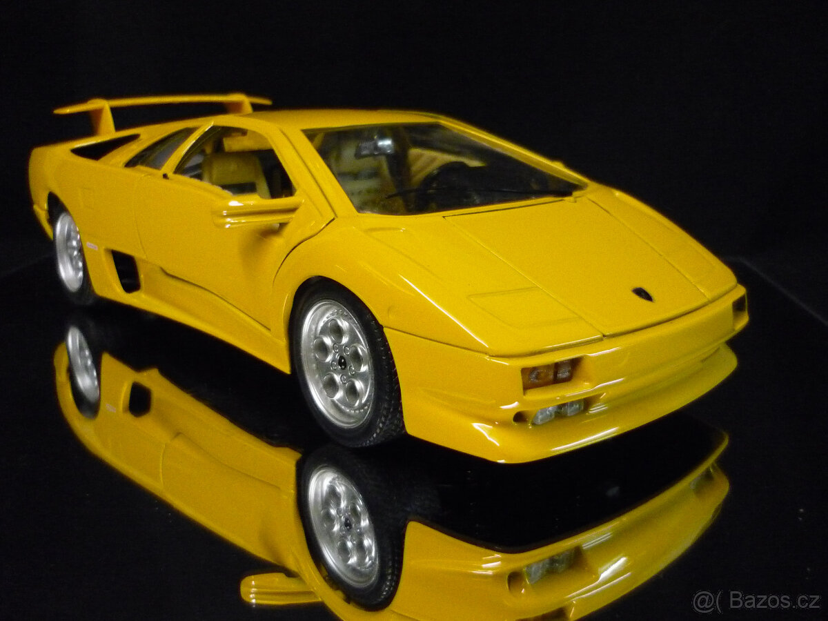 Lamborghini Diablo žluté Bburago 1/18 - 6