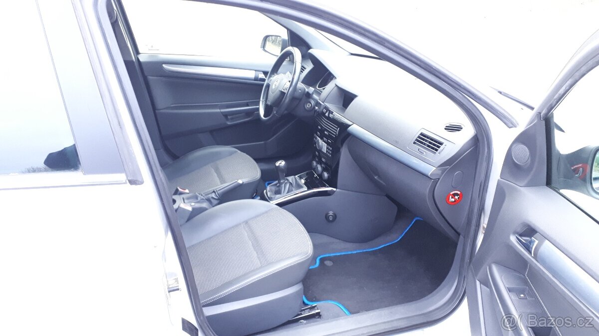 Opel Astra H 2.0 turbo 147 kW - 6