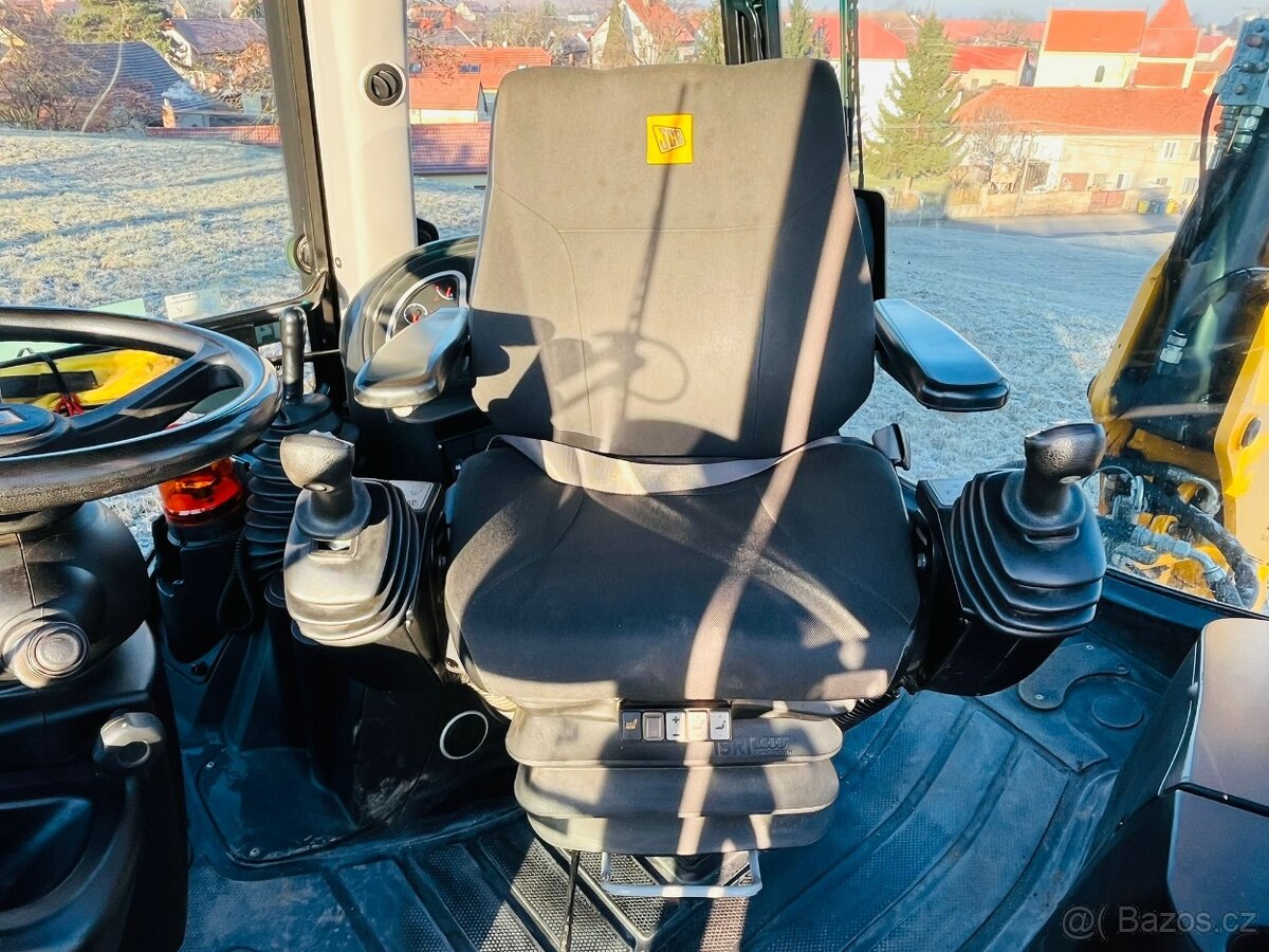 Traktorbagr JCB 3CX - 6