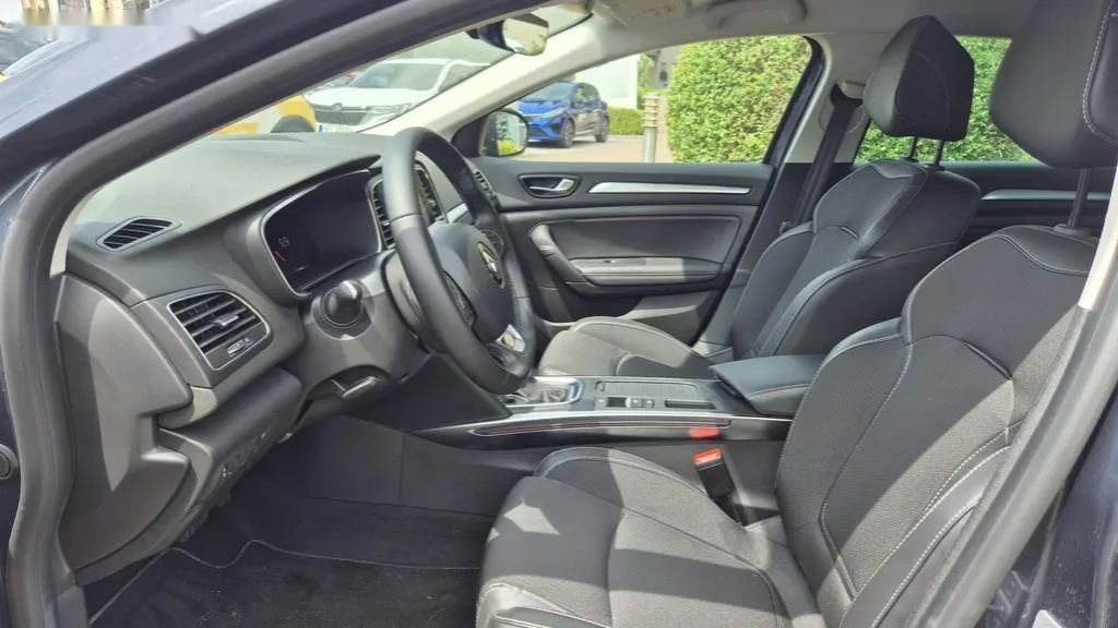 Renault Mégane, Techno TCE 140 EDC - 6