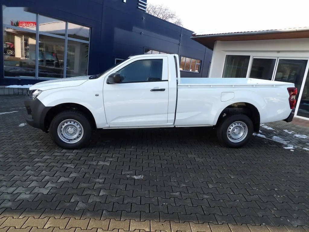 Isuzu D-Max, L Single Cab 4x4 A/T - 6