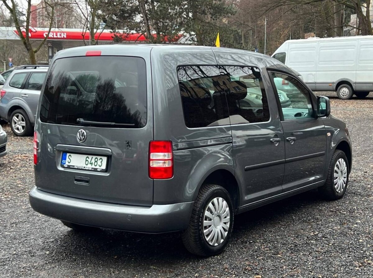 VW Caddy 1.2 TSI 77 kW 2x šoupačky 2011 klima serviska - 6
