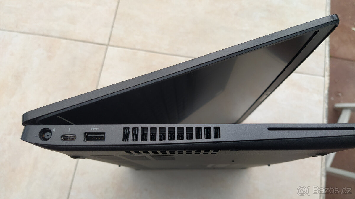 Dell Precision 3541, Win 11 - 6