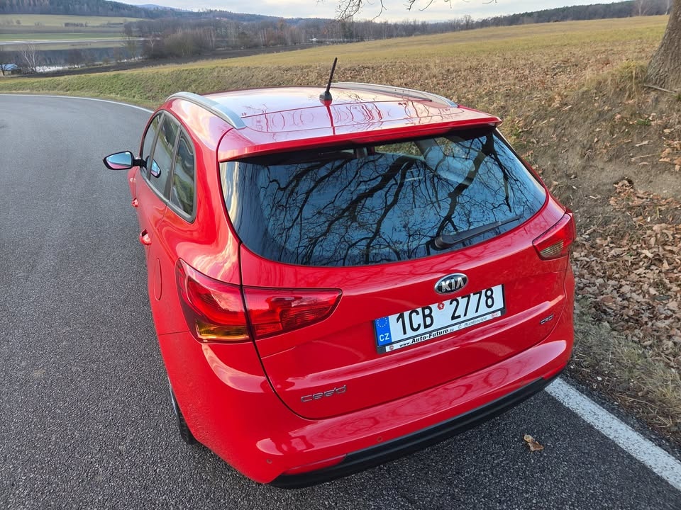KIA CEED COMBI - KUP ČR - NAFTA - UDRŽOVANÝ - 2016 - 6