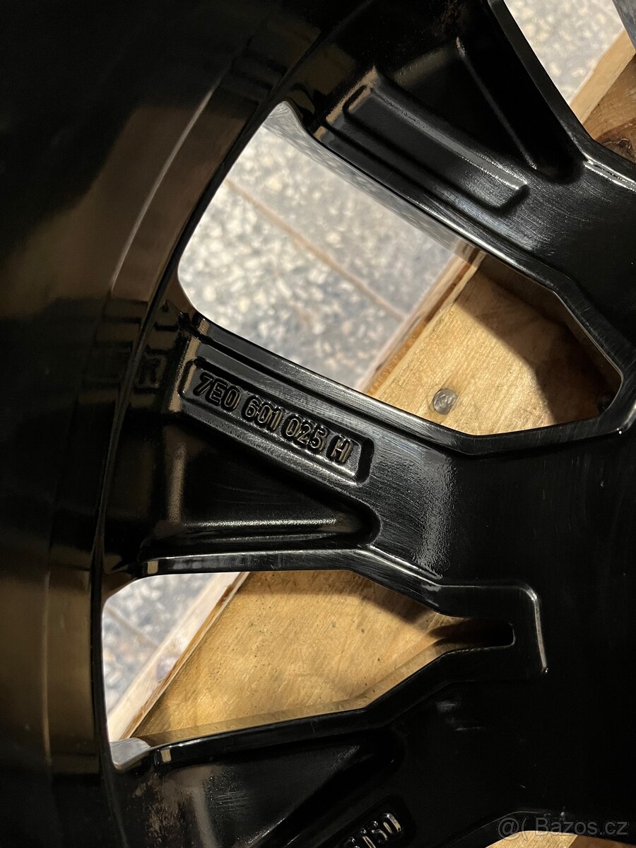 ALU kola 5x120 R18 (P131) - 6