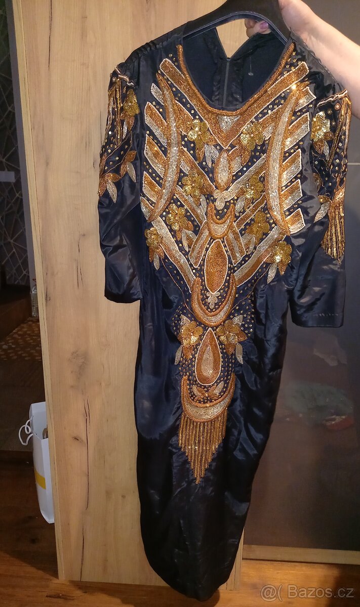 Divadelní šaty. - 6