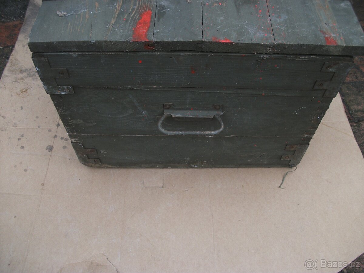 muniční bedny + ešus + pláštěnka + lékárna - 6