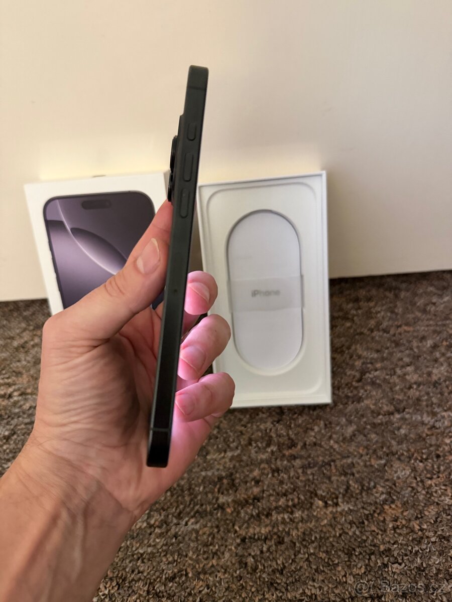 Apple iPhone 16 Pro Max 256gb Black. 13m zaruka. 96% baterie - 6