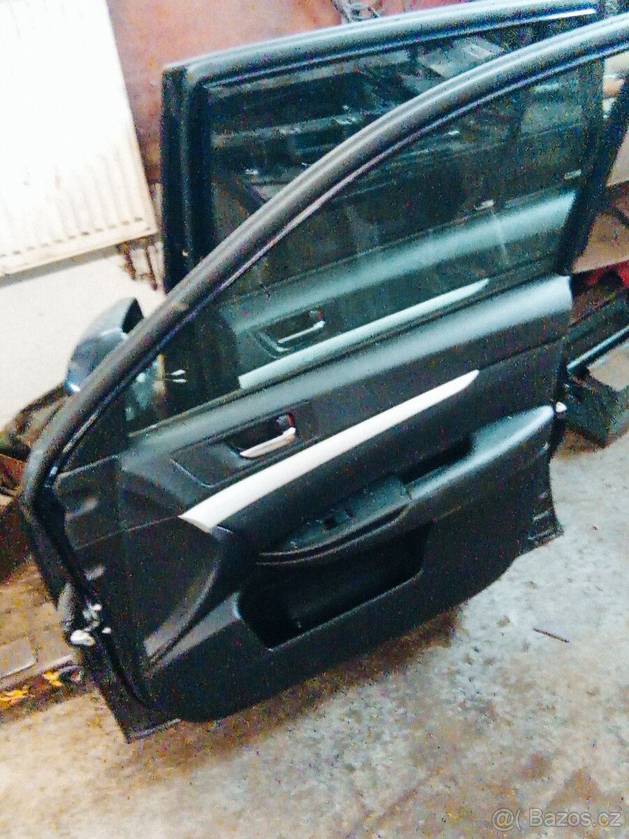 Dveře Subaru Legacy 2011 - 6