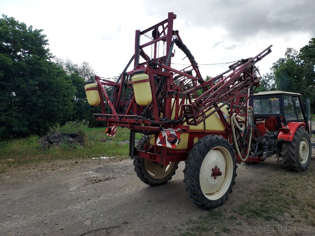 Tažený postřikovač HARDI TZY 1500 1600 12 - 6