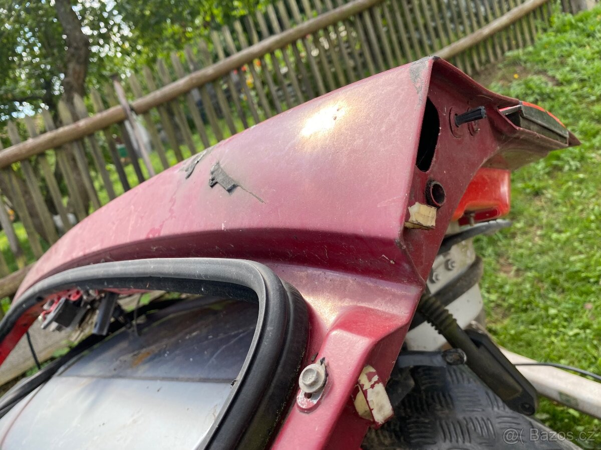 BMW e34 touring kufr - 6