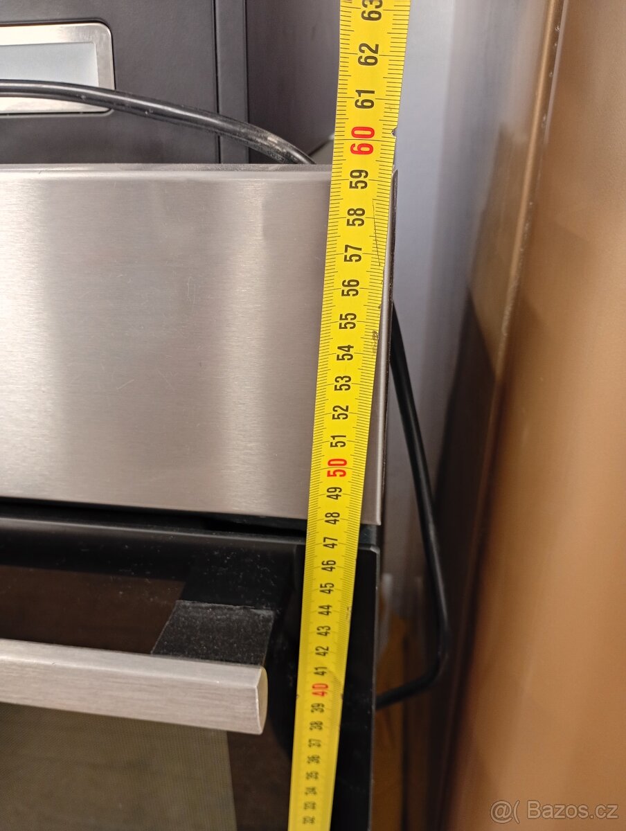 Vestavná trouba AEG - 6