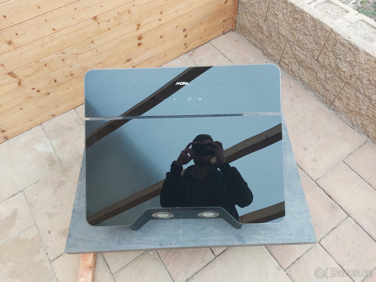 Zachovalí digestoř Mora - 6