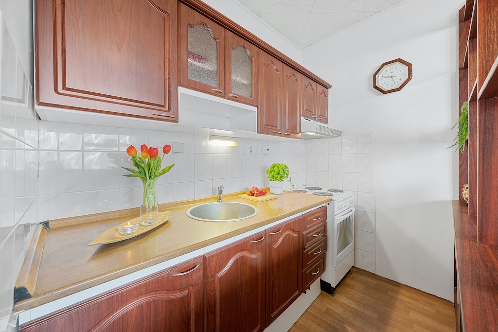 Pronájem bytu 2+KK, 42 m2 s výhledem a sklepem, Dobětice - 6