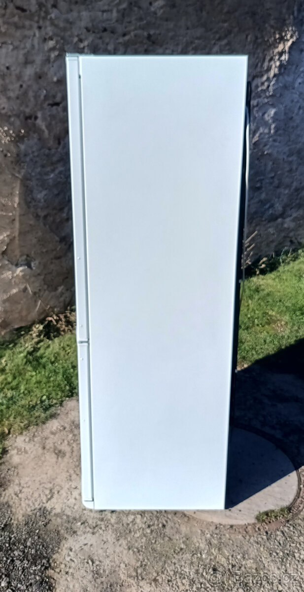 CHLADNIČKA S MRAZNIČKOU ELECTROLUX - A++ - 175cm - 6