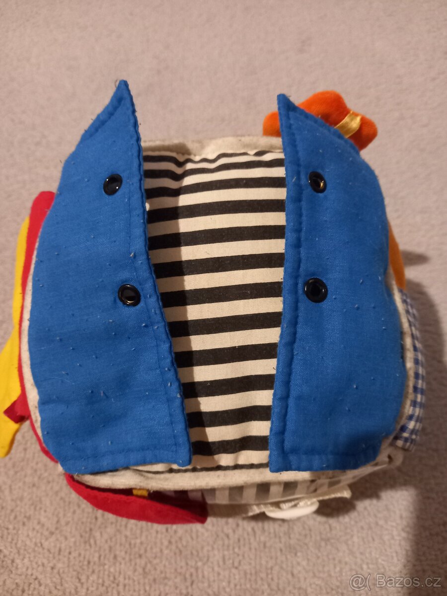 Interaktivní výuková hračka pro kojence kostka - 6