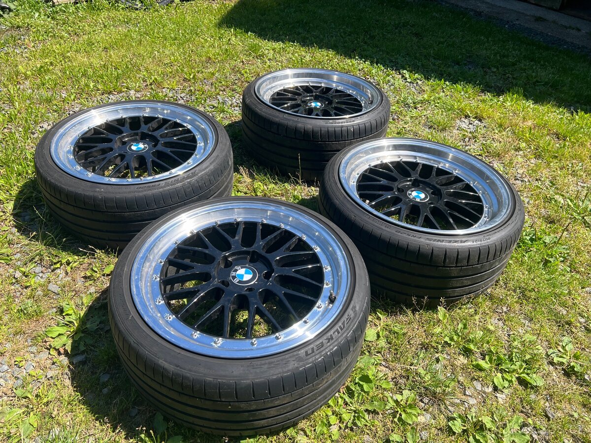 Ultra Wheels UX3 r19 dvourozměr límce - 6