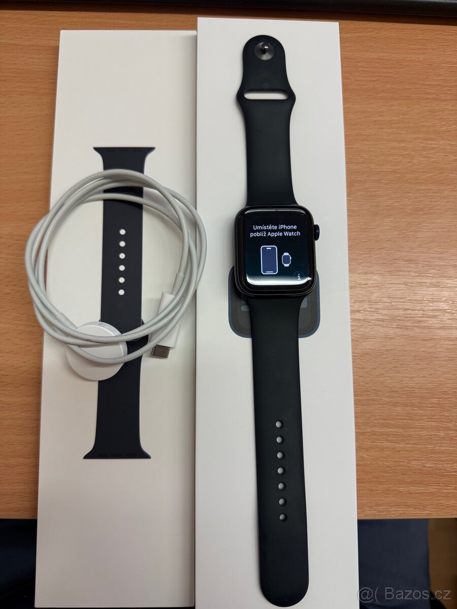 Apple Watch SE (2022) 44mm Midnight - 6