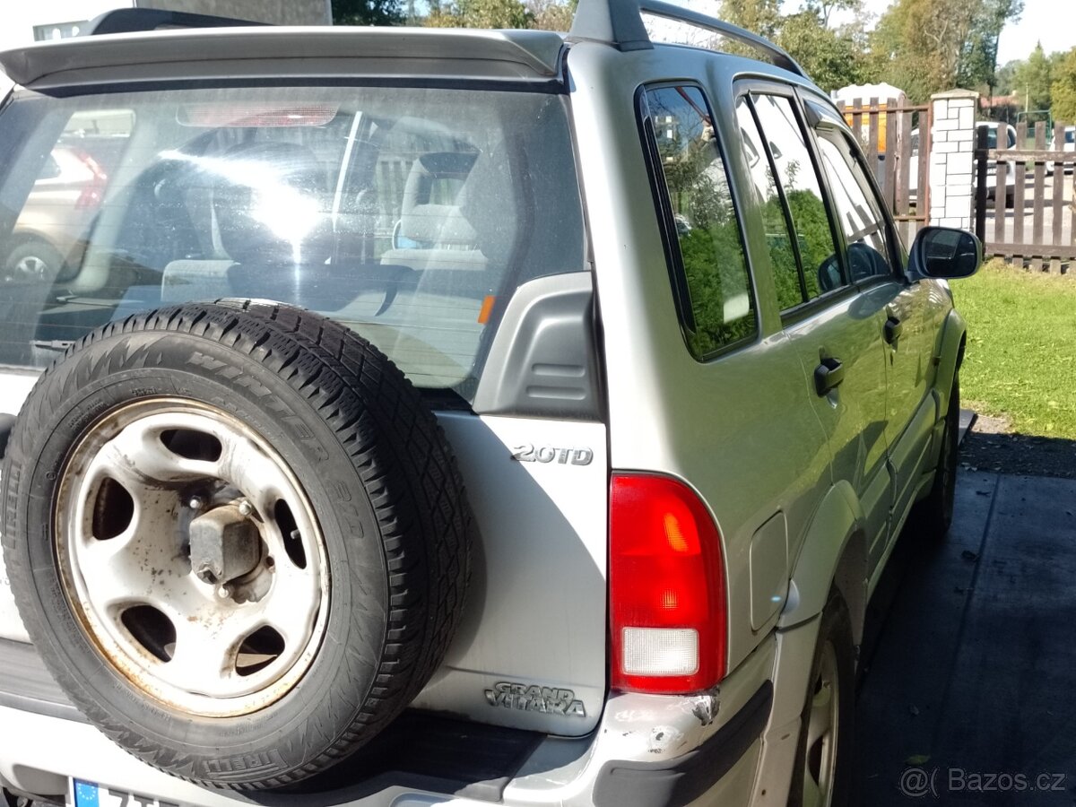 SUZUKI Grand Vitara 2,0 HDI 80KW 4X4 - 6