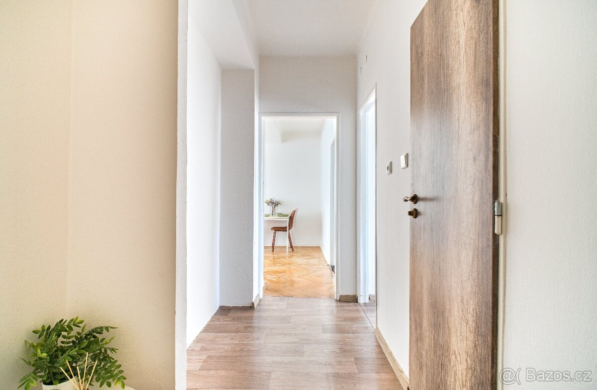 Prodej bytu 2+1 Kunín - 6