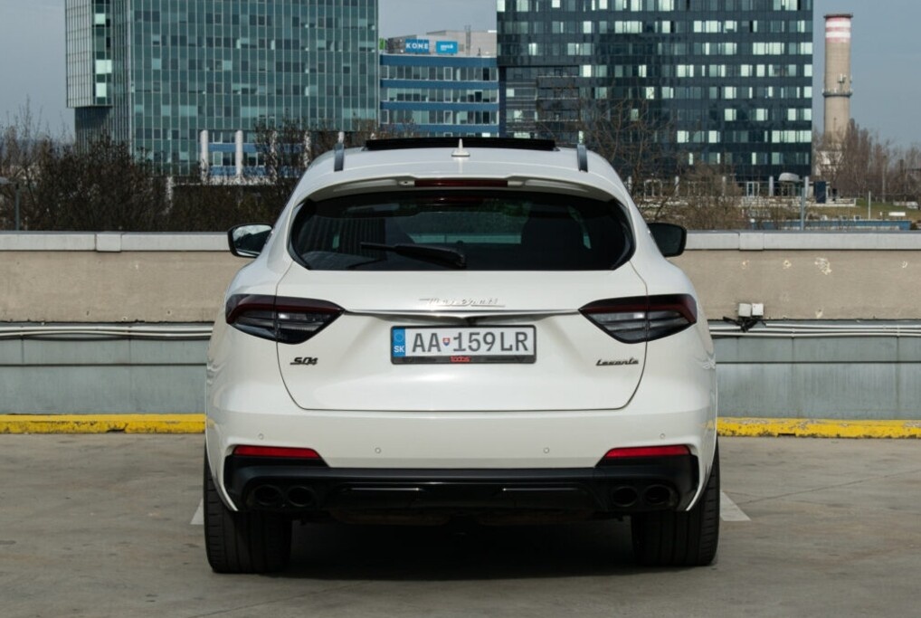 Maserati Levante SQ4 - 6