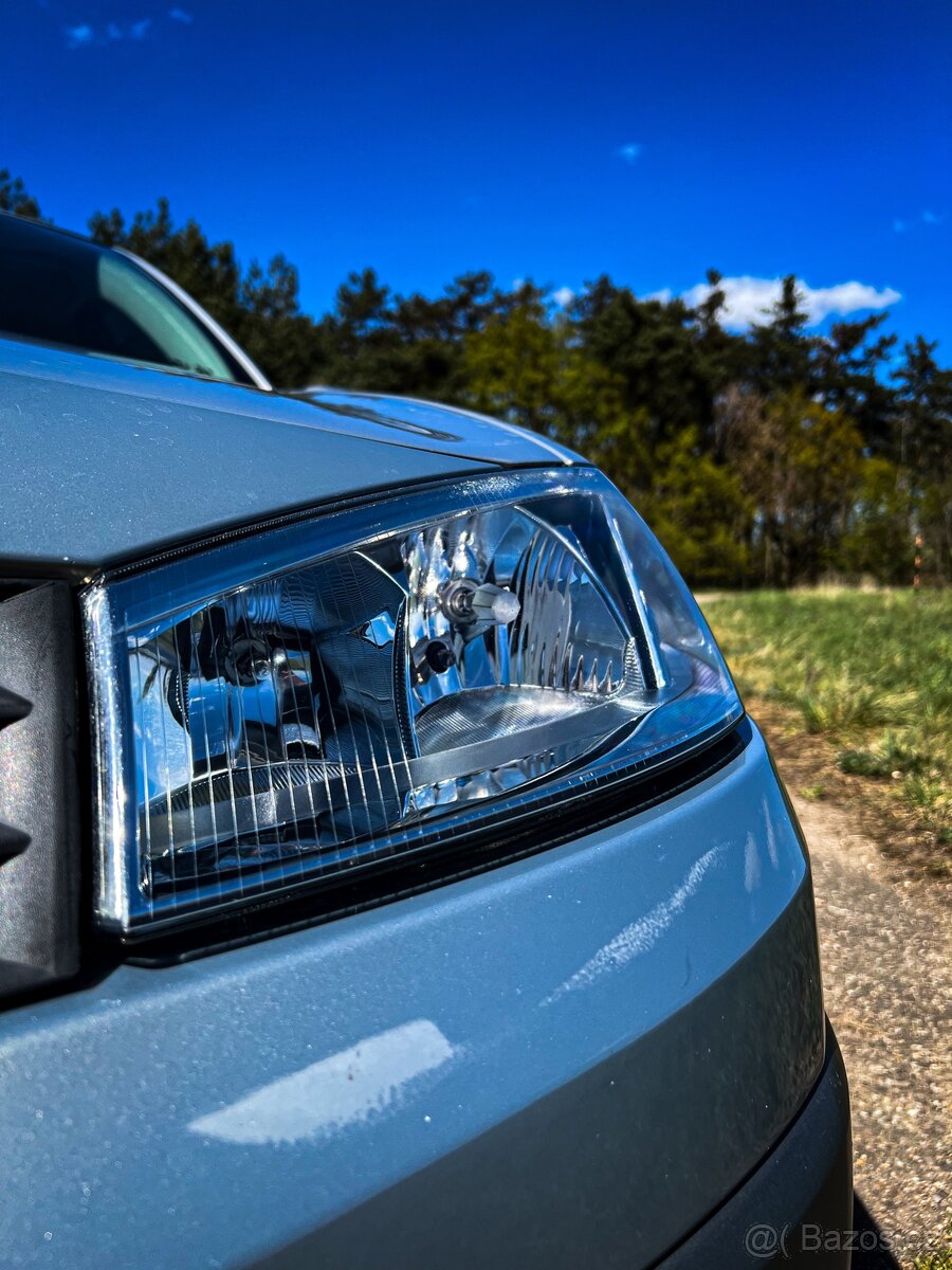 Renault Megane 2, 1.6i - 6