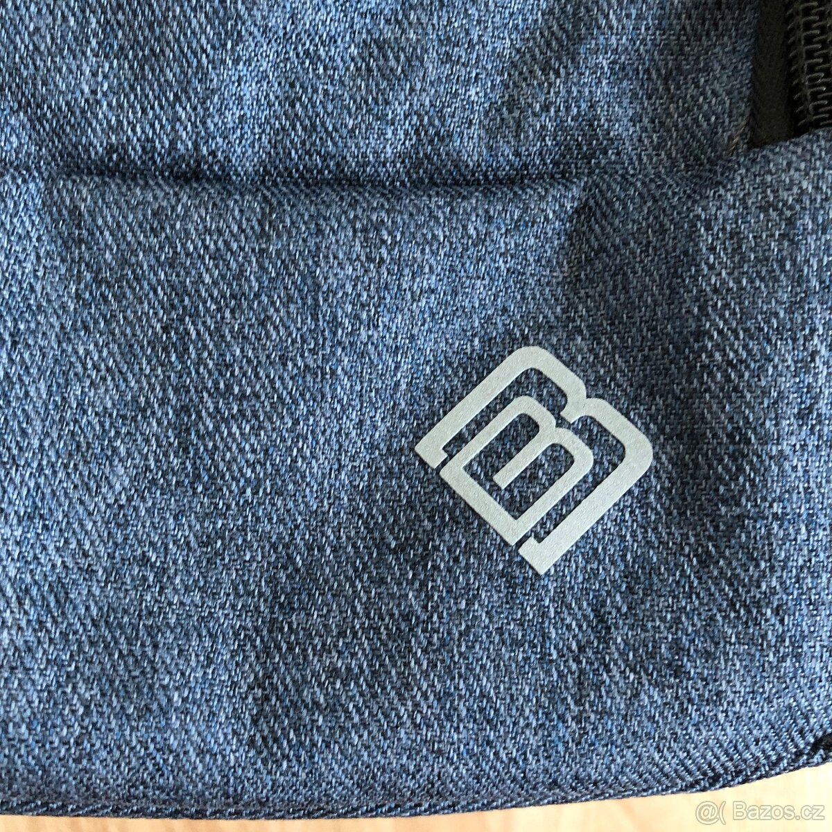 ěstský batoh na 15,6" notebook a 10" tablet - 6