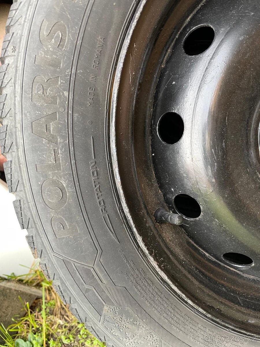 Plechová kola 15'' se zimní pneu Polaris 5 - Dacia Sandero - 6
