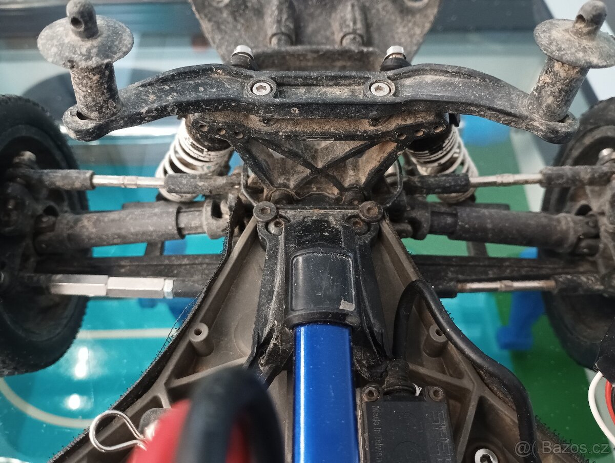 Traxxas Slash 4x4 - 6