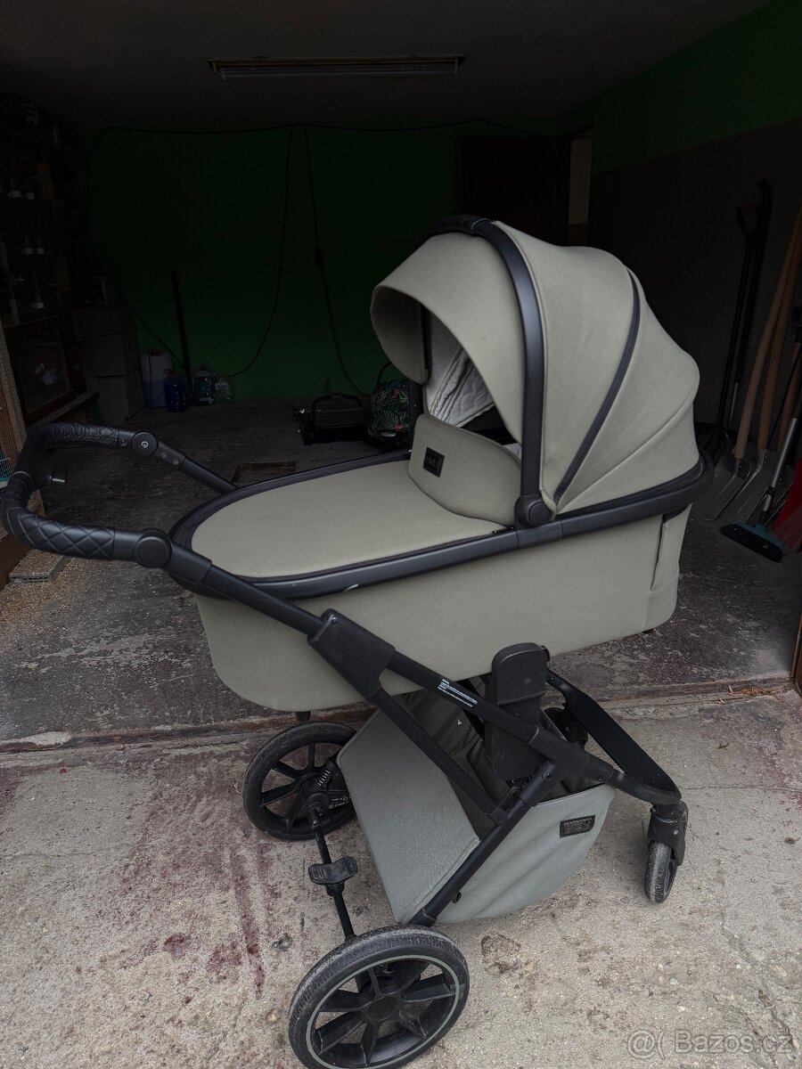V ZÁRUCE dvojkombinace kočárek Moon PIÚ + vajíčko cybex - 6