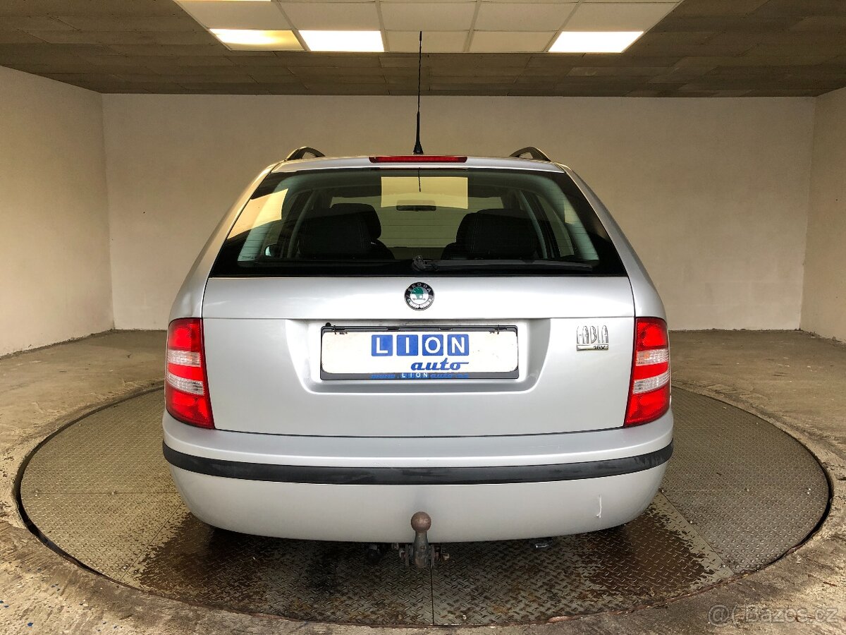 ŠKODA FABIA COMBI 1.4 16V SPORT - 6
