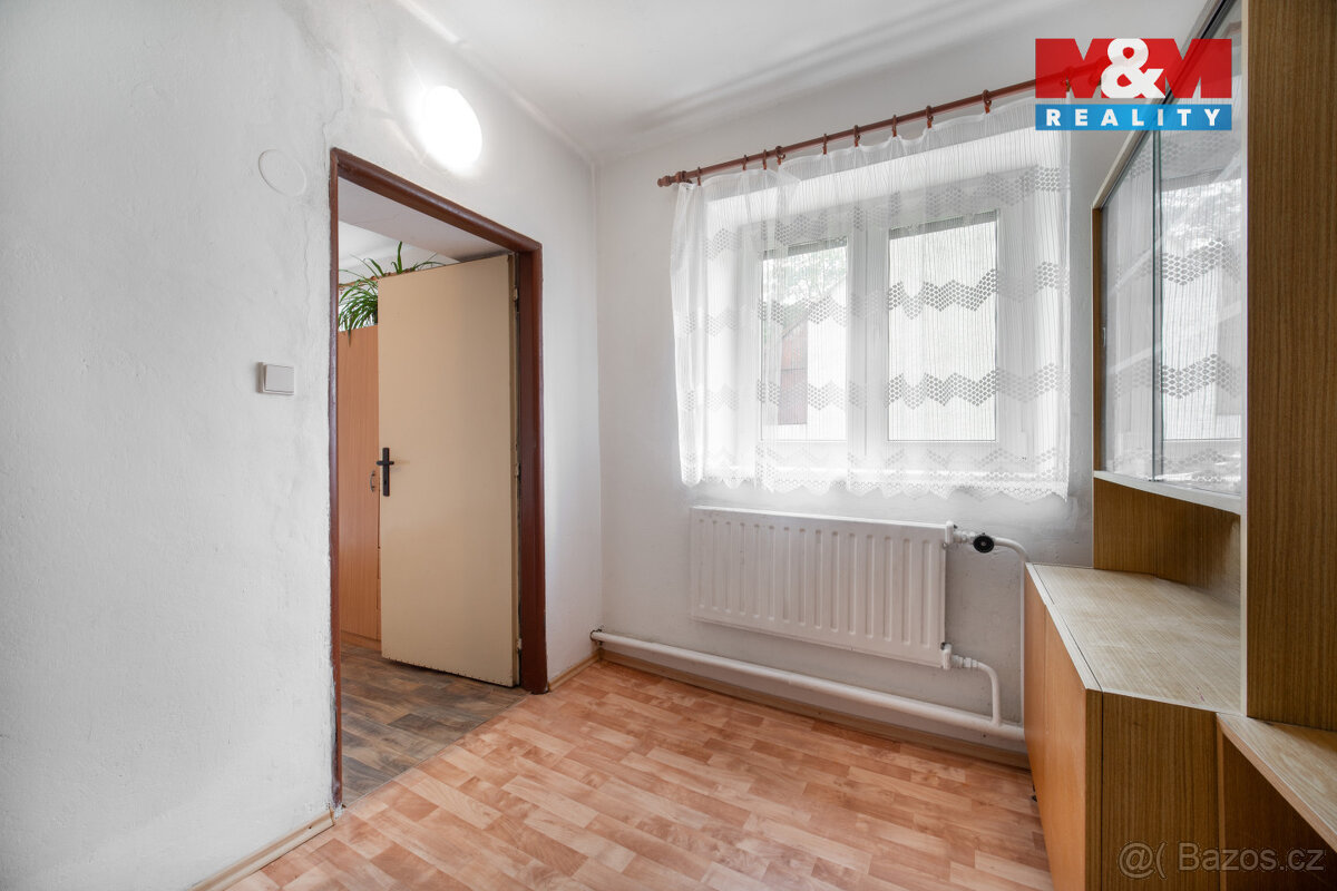 Prodej rodinného domu, 641 m², Uhřice - 6