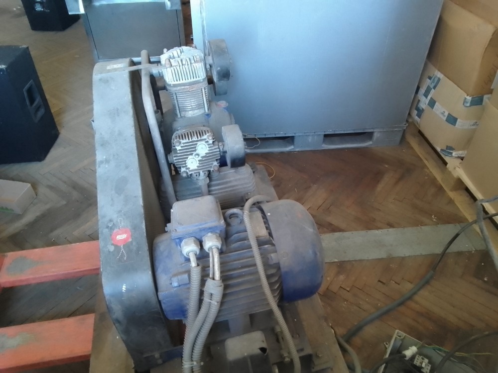 Pìstový kompresor - 6