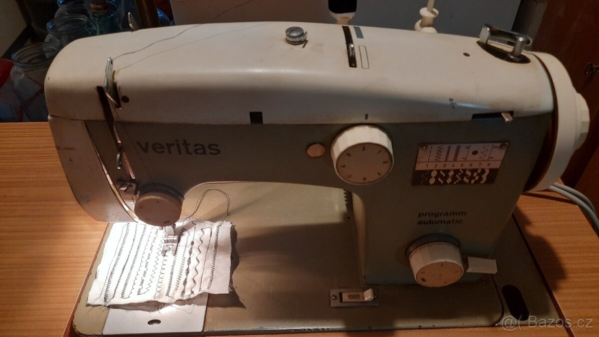 11/ Seřízený elektrický šicí stroj VERITAS - 6