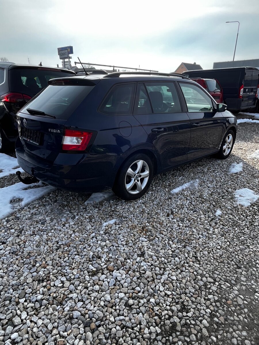 Škoda Fabie 3 combi...,závěs. - 6