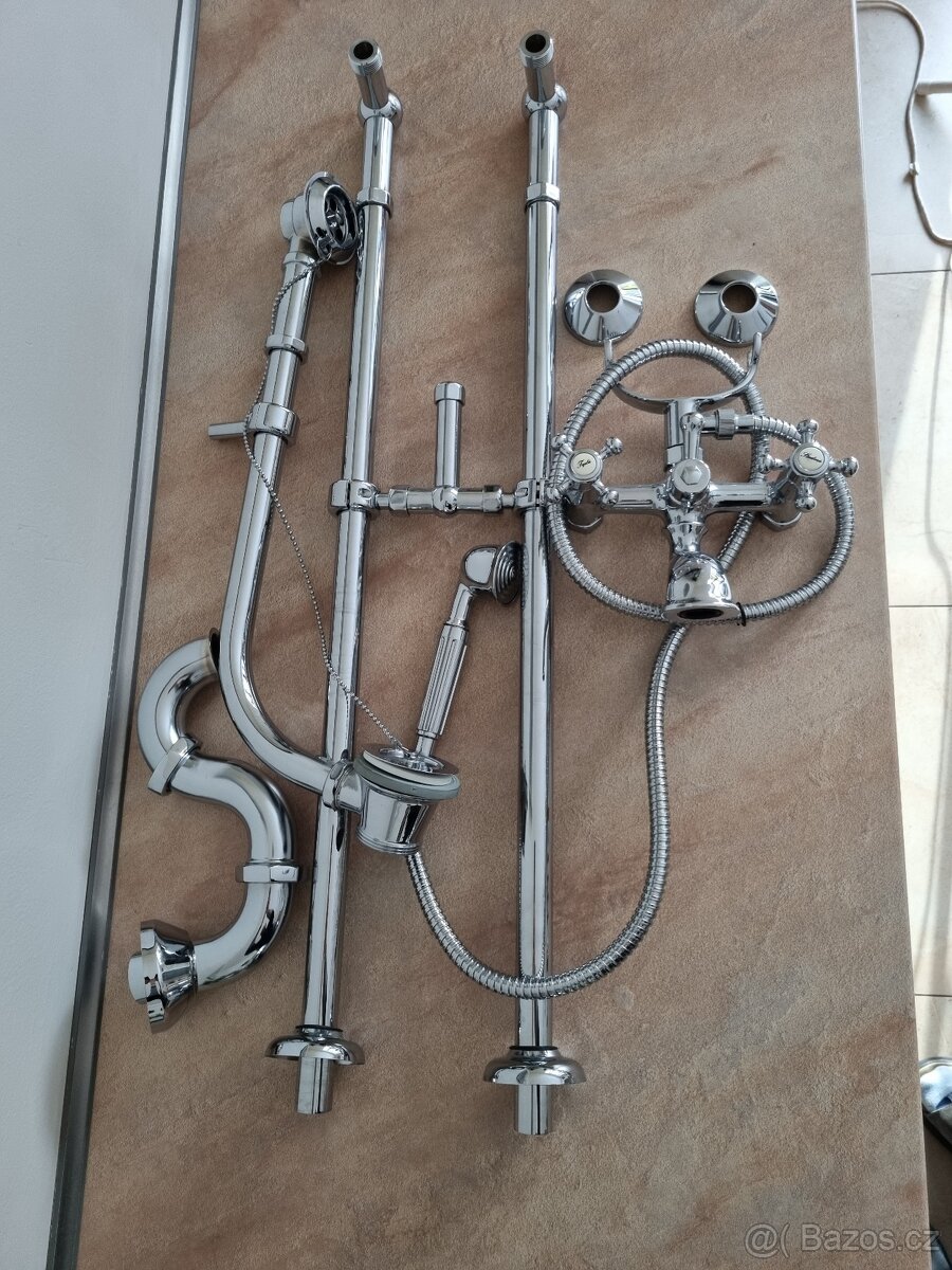 Prodám luxusní prostorovou koupelnovou vanu CHARLESTON - 6