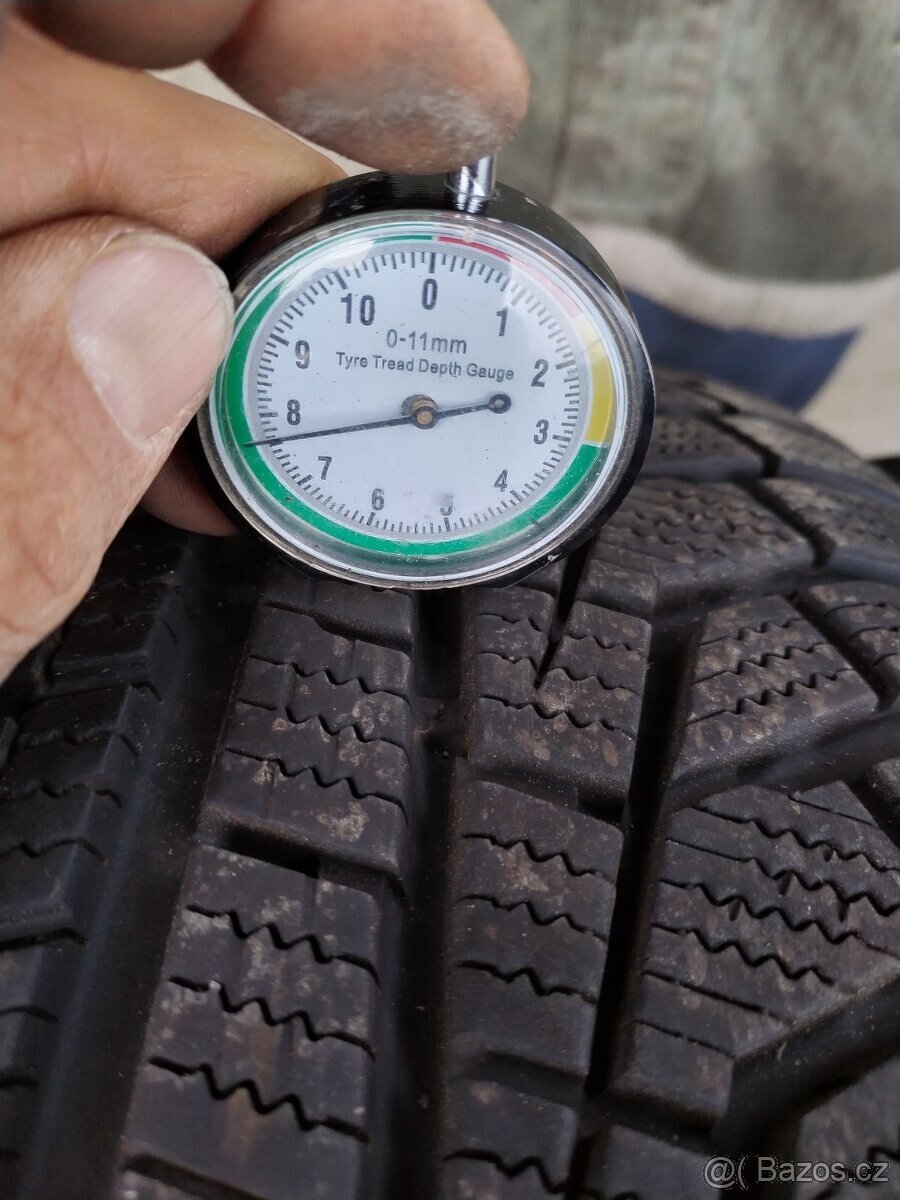 215/60/16 zimní pneu HANKOOK BRIDGESTONE 215/60 R16 - 6