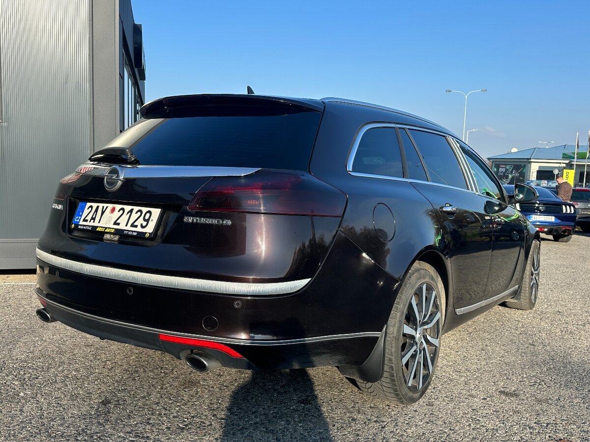 Opel Insignia Sports Tourer 2012 - 6