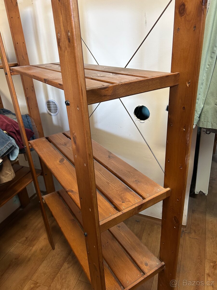 Dřevěný regál - 6