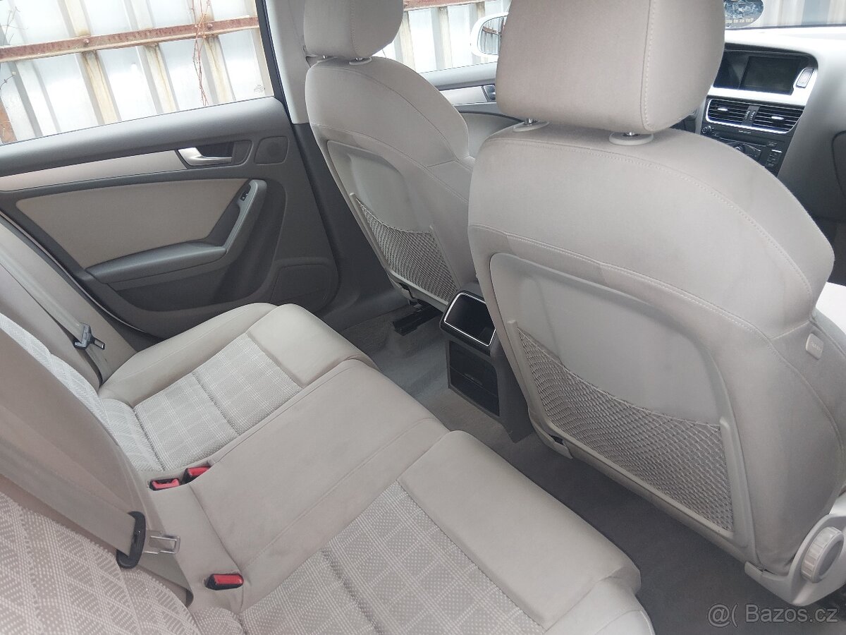 Prodám AUDI A4 rok 2011 TOP stav - 6