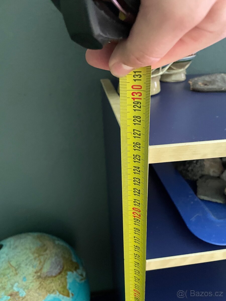 Knihovna plus stolek - 6