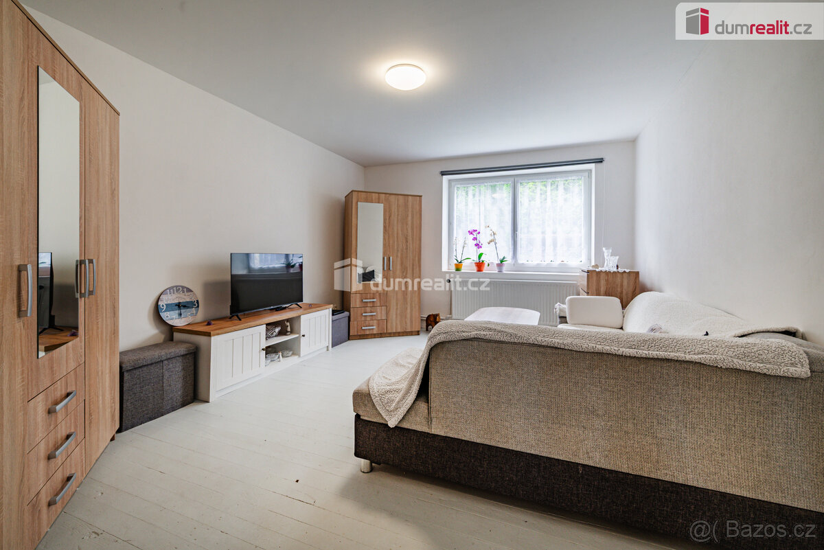 Krásný samostatný prostorný byt 3+1 po kompletní rekonstrukc - 6