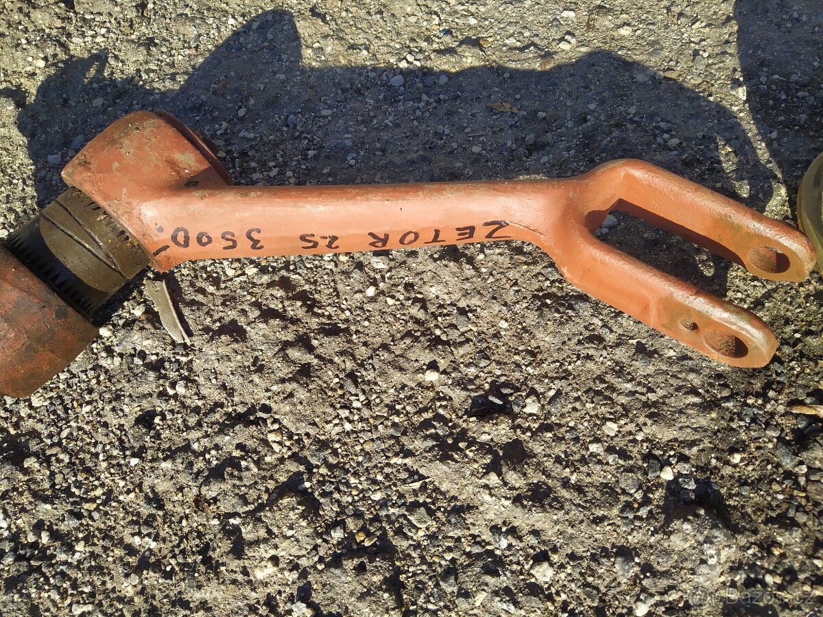 Použité díly Zetor 25 - přední náprava s koly, litinová vana - 6